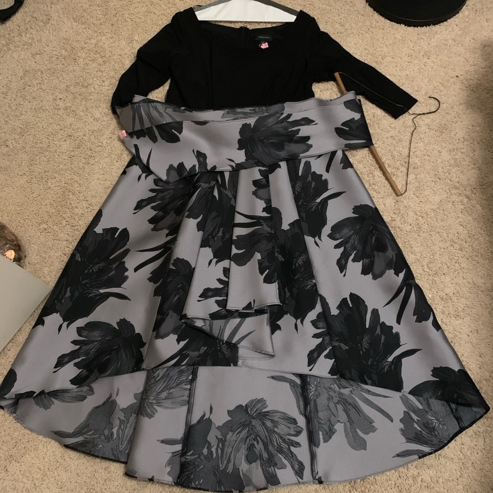 R&M Richards Black and Gray Floral Dress